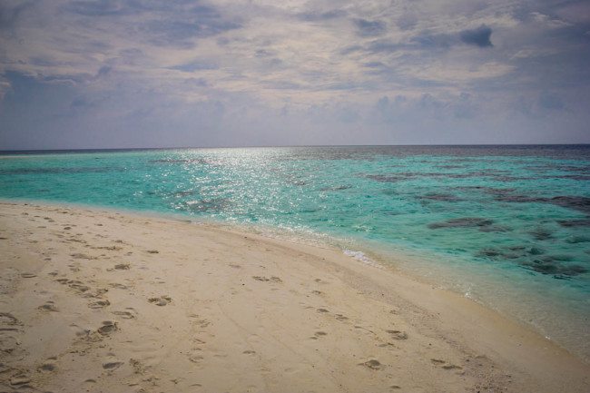 Radhdhigga Island Maldives Photos